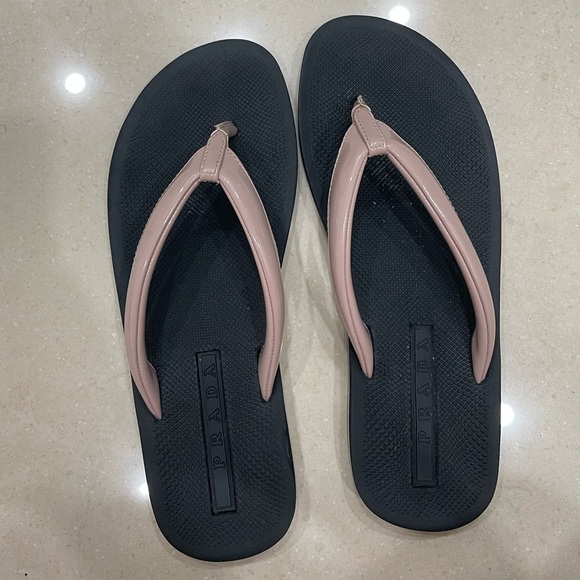 Prada flip flop - Picture 1 of 2